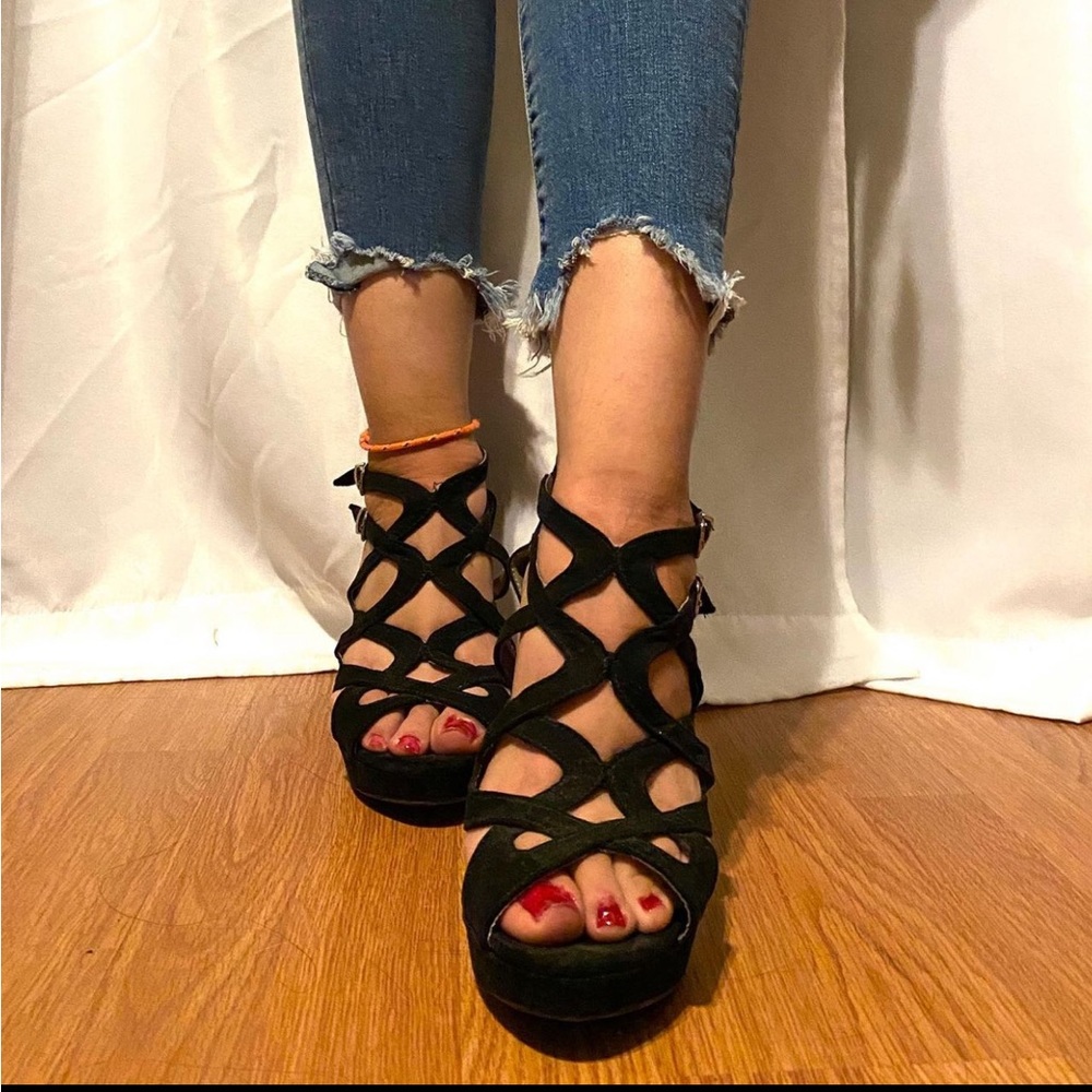 8 1/2 High heels